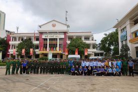 15 TẤN HÀNG HÓA THIẾT YẾU ĐẾN VỚI BÀ CON BỊ ẢNH HƯỞNG DO MƯA LŨ