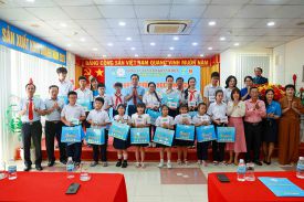 CÔNG TY YẾN SÀO KHÁNH HÒA KHEN THƯỞNG 875 HỌC SINH GIỎI