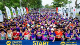 YẾN SÀO KHÁNH HÒA TIẾP SỨC HƠN 9.000 RUNNER TẠI VNEXPRESS MARATHON HUẾ 2026