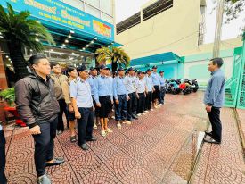 YẾN SÀO KHÁNH HOÀ CỨU TRỢ NGƯỜI DÂN VÙNG NGẬP SÂU