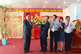 Bí thư Tỉnh ủy Khánh Hòa phát động phong trào thi đua tại Công ty Yến sào Khánh Hòa